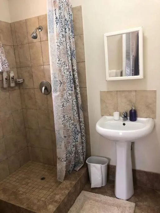 Kelly'S Studio Apartment - Rental Near Airport, Amenities And Bus Route Saint Philip Barbados